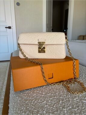 Louis Vuitton Cream Monogram On Chain Shoulder Bag with Gold Hardware